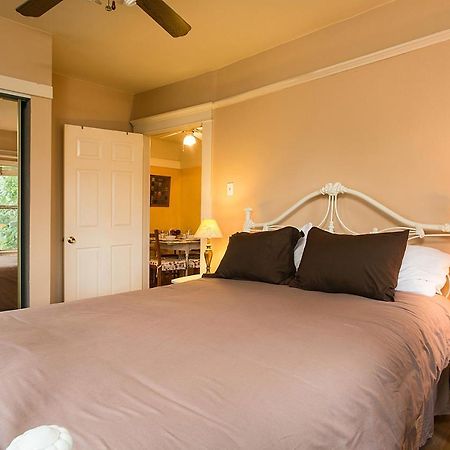 Hollywood Hills Suites ロサンゼルス エクステリア 写真