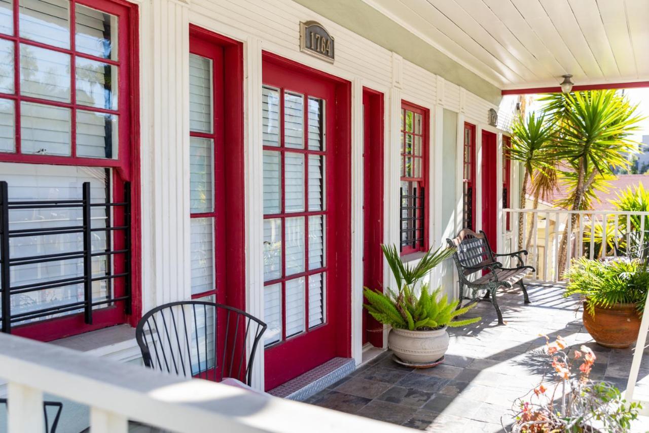 Hollywood Hills Suites ロサンゼルス エクステリア 写真