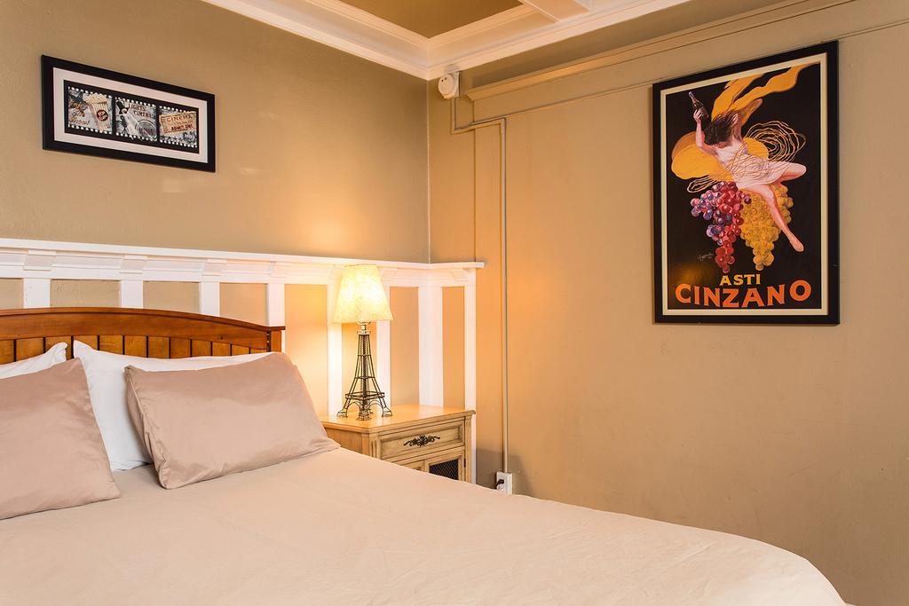 Hollywood Hills Suites ロサンゼルス エクステリア 写真